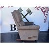 Image 4 : La-Z-Boy Brown Fabric Recliner Armchair 41"H x 31"W x 34"D