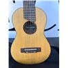 Image 4 : Yamaha GL1 Guitalele With Soft Case