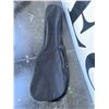 Image 8 : Yamaha GL1 Guitalele With Soft Case