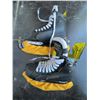 Image 4 : Bauer Supreme Force Senior Hockey Skates Size 6.5 with Blade Covers