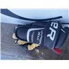 Image 13 : CCM Ribcor 3 Hockey Stick and Bauer Vapor X60 Gloves Set