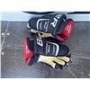 Image 9 : CCM Ribcor 3 Hockey Stick and Bauer Vapor X60 Gloves Set