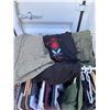 Image 18 : Men’s XL and XXL Clothing on Rolling Rack