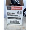 Image 8 : Motorcraft SAE 5W-30 Synthetic Motor Oil, 4 Full Bottles, 1 Partial (650ml)