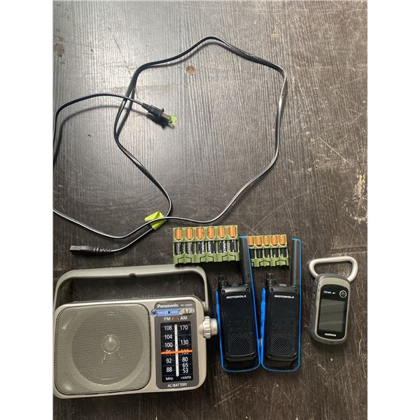 Electronics Lot: Garmin eTrex 30, Panasonic RF-2400D, Motorola Walkie Talkies, Batteries