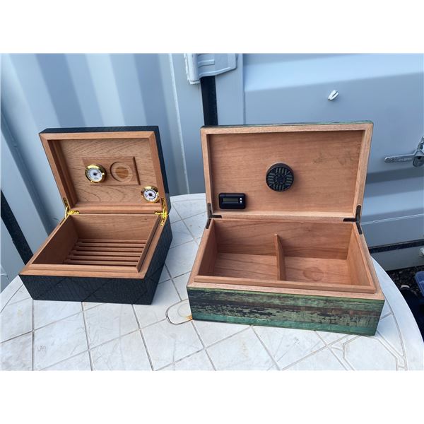 Wooden Humidor Cigar Boxes with Instruments