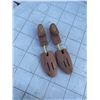 Image 1 : Stratton Cedar Shoe Trees Adjustable Pair Made in USA