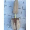 Image 7 : Stratton Cedar Shoe Trees Pair with Brass Hardware