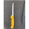 Image 5 : Zwilling Four-Piece Pro Butcher Knife Set with Honing Steel and Roll