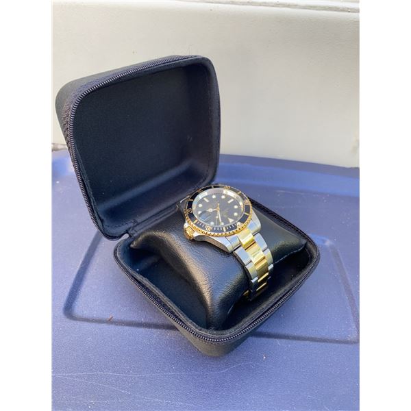 Replica Rolex Submariner Two-Tone Wristwatch in Breitling Case