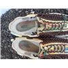 Image 10 : 8 Pairs Men's Shoes and Sandals, Size 10.5 and 11