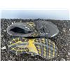 Image 16 : 8 Pairs Men's Shoes and Sandals, Size 10.5 and 11