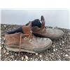 Image 17 : 8 Pairs Men's Shoes and Sandals, Size 10.5 and 11