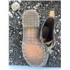 Image 4 : 8 Pairs Men's Shoes and Sandals, Size 10.5 and 11
