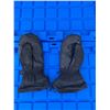 Image 3 : Winter Outerwear Accessories and Workwear