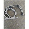 Image 3 : 2 Plastic Wall-Mount Hose Guides with Hardware