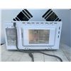Image 6 : Hamilton Beach EM031MFWW Microwave Oven 1.1 Cu. Ft. 1000W
