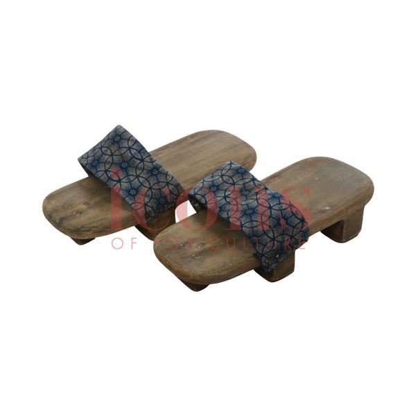 Memoirs of a Geisha - Auntie's (Tsai Chin) Set Dressing Geta Shoes - 63-40