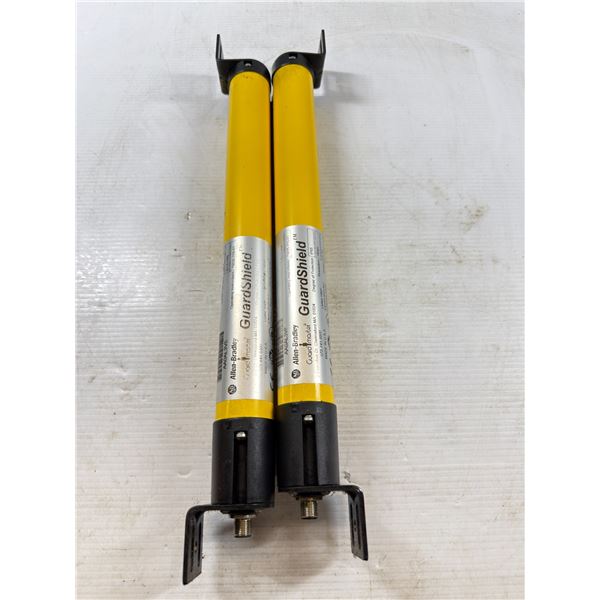 Set of Allen-Bradley Light Bars #R4J0320YD & #T4J0320YD