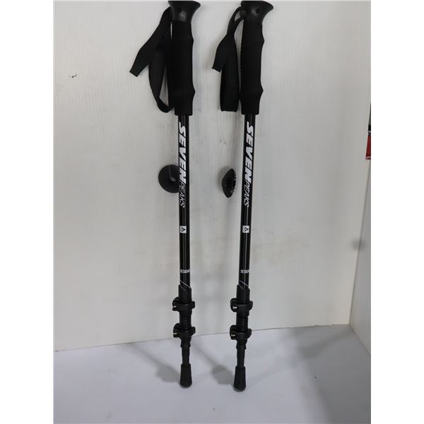 SEVEN PEAKS HIKING POLE (BLACK)