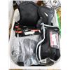 Image 1 : LOT OF ASSORTED PROTECTIVE GEAR