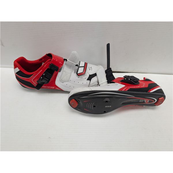 SERFAS ZIRCONIUM MEN'S ROAD BIKE SHOES SIZE: 9.5 ***NO BOX***