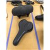 Image 2 : LOT OF 2 ASSORTED BIKE SEATS
