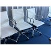 Image 3 : 4pc - Rolling White Adjustable Office Chairs