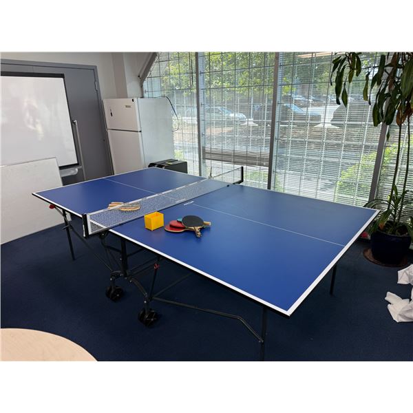 Kettler Rolling Ping Pong Table w/ Balls & Racquets - Made in Germany