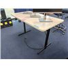 Image 1 : Adjustable Height Desk47x28"
