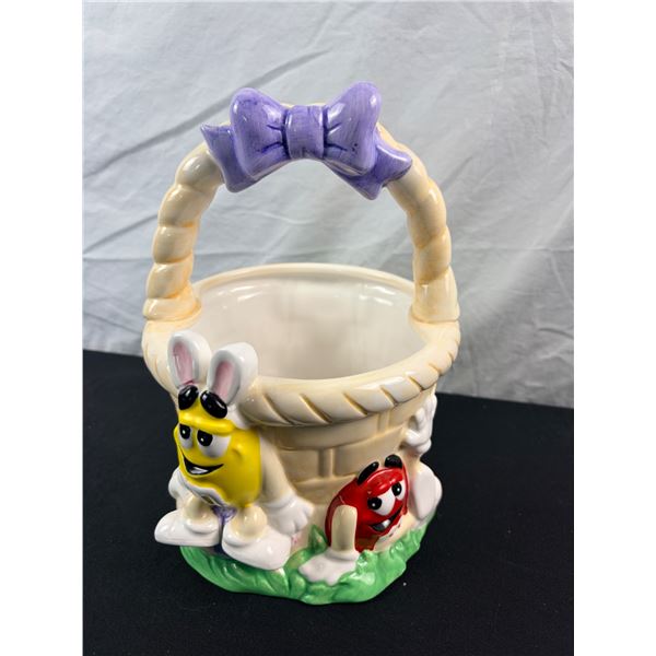 M&M Ceramic Basket
