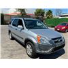 Image 2 : HOND CR-V 2004 SALV T/DONATION