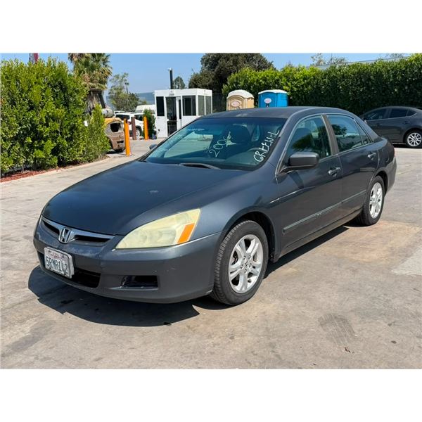 HOND ACCORD 2006 T-DONATION