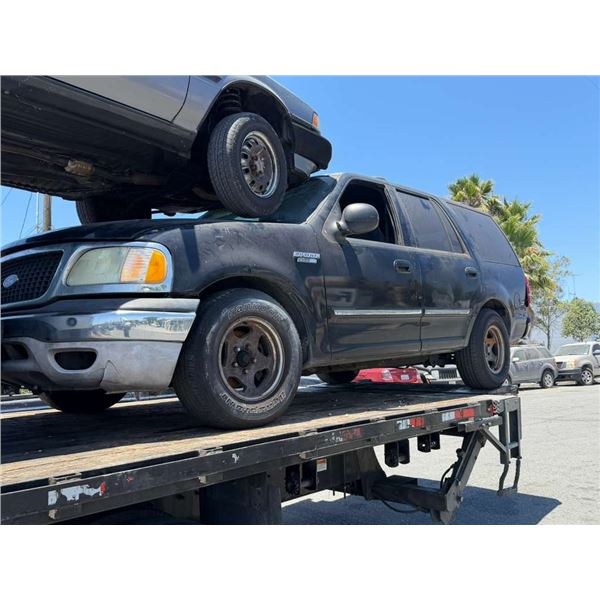 FORD  EXPEDITION 2002 T-DON-TMU
