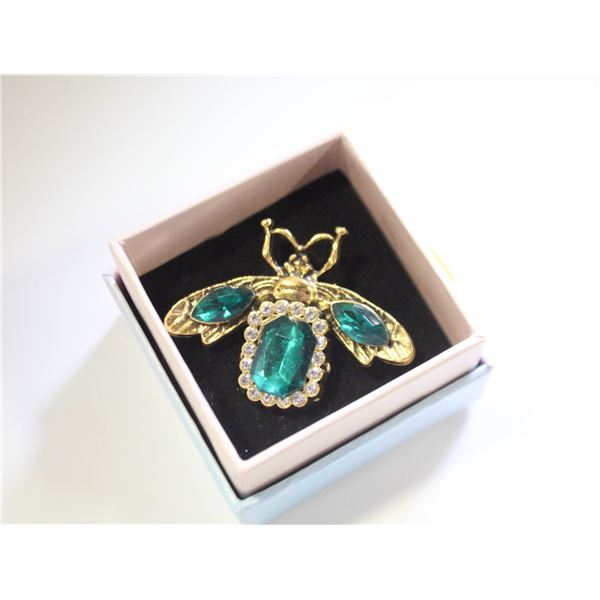 NEW VINTAGE STYLE BEE BROOCH WITH