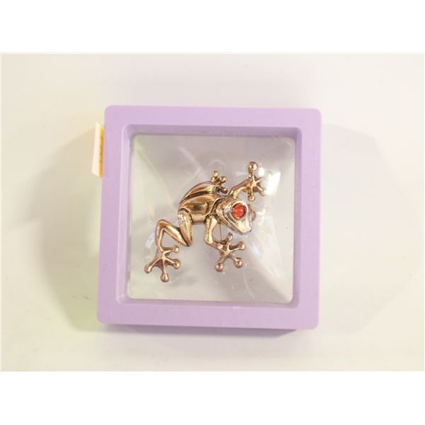 NEW CARTOON FROG BROOCH GOLD TONE