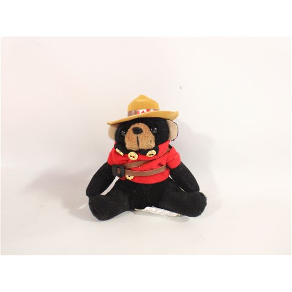 VINTAGE MOUNTIE RCMP BEAR