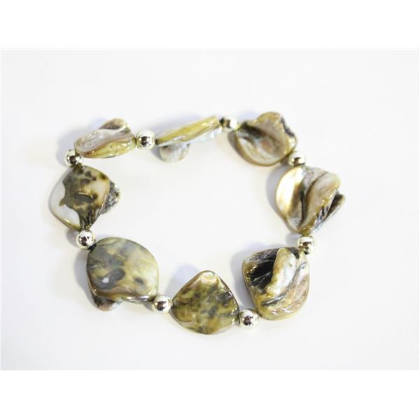 MOTHER OF PEARL BRACELET