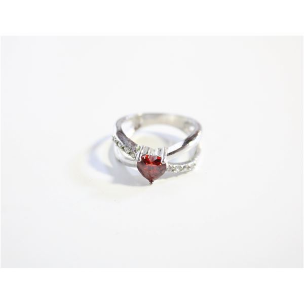 STERLING SILVER HEARTS RING