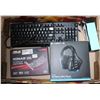 Image 1 : GAMING KEYBOARD + HEADPHONES &