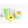 Image 1 : VINTAGE TUPPERWARE ITEMS- BOX LOT ASST.