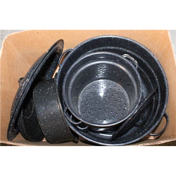 7 PIECES GRANITE WARE