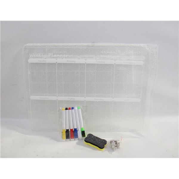 NEW IN BOX MAGNET FRIDGE PLANNING BOARD.