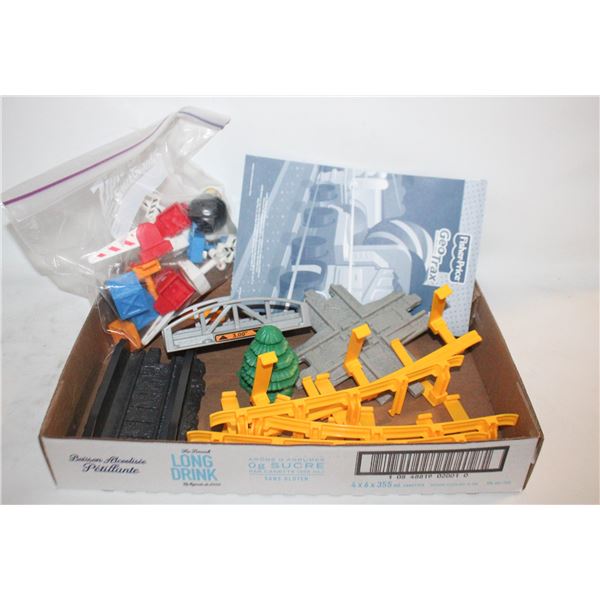 FISHER PRICE GEO GEOTRAX- ACCESSORIES ASSORTED