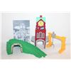 Image 1 : FISHER PRICE GEOTRAX- OUT BUILDINGS ASSORTED