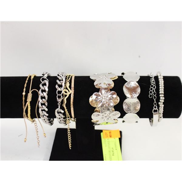 NEW JEWELRY ORGANIZER WITH 12 BRACELETS