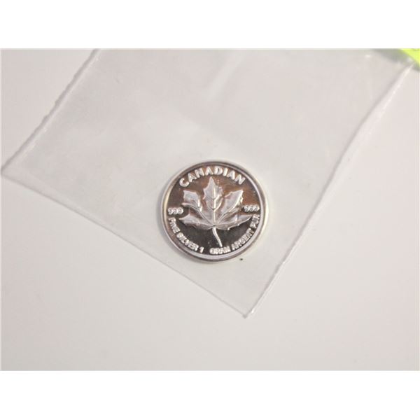 1 GRAM SILVER MAPLE ROUND