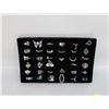 Image 1 : TRAY W/32 EAST INDIAN RINGS