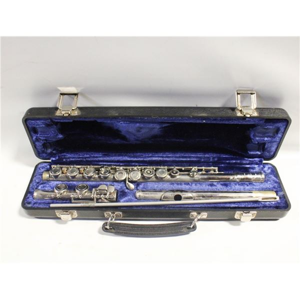 ARMSTRONG 104 FLUTE