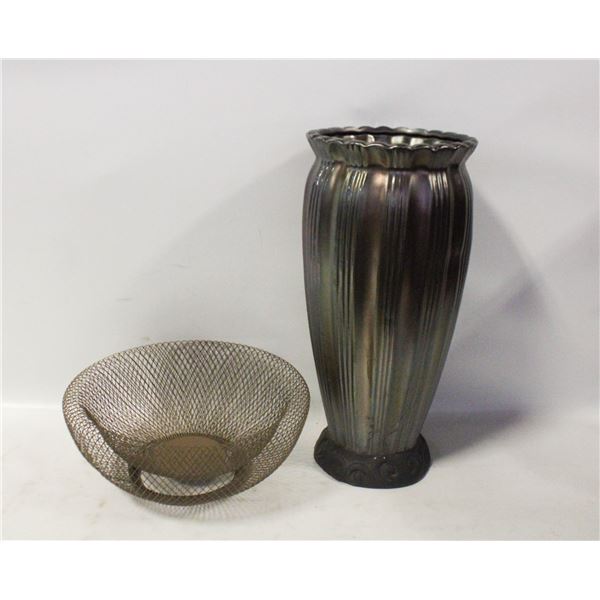 BROWN CERAMIC VASE & WIRE BOWL